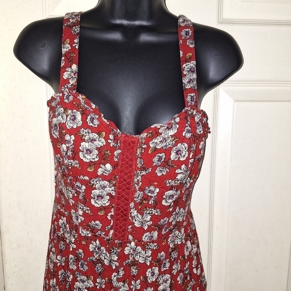 American Eagle jump suit floral pattern size 4 - Picture 5 of 7